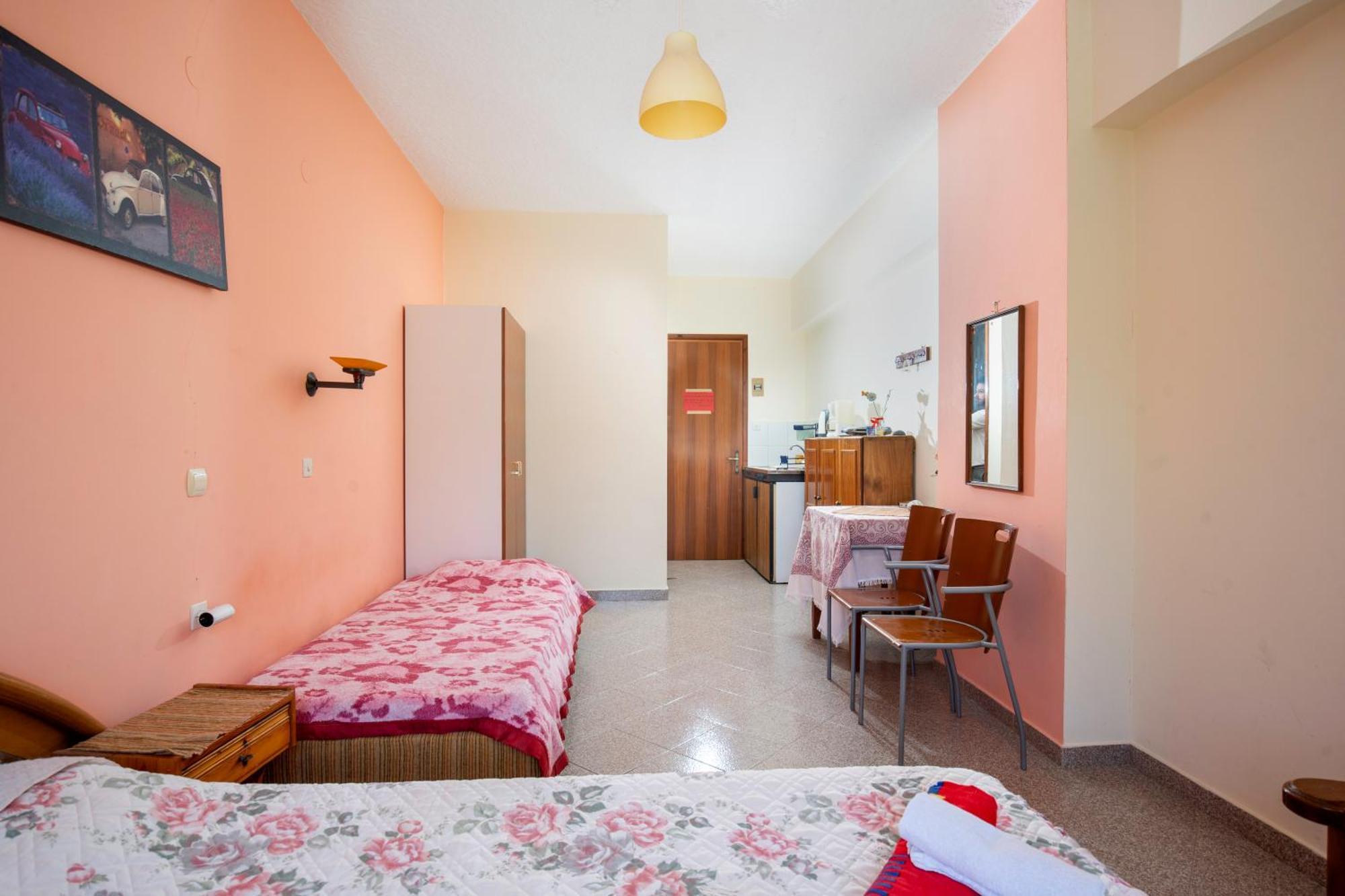 Cozy Archangelos Apartments With Private Parking Exteriér fotografie